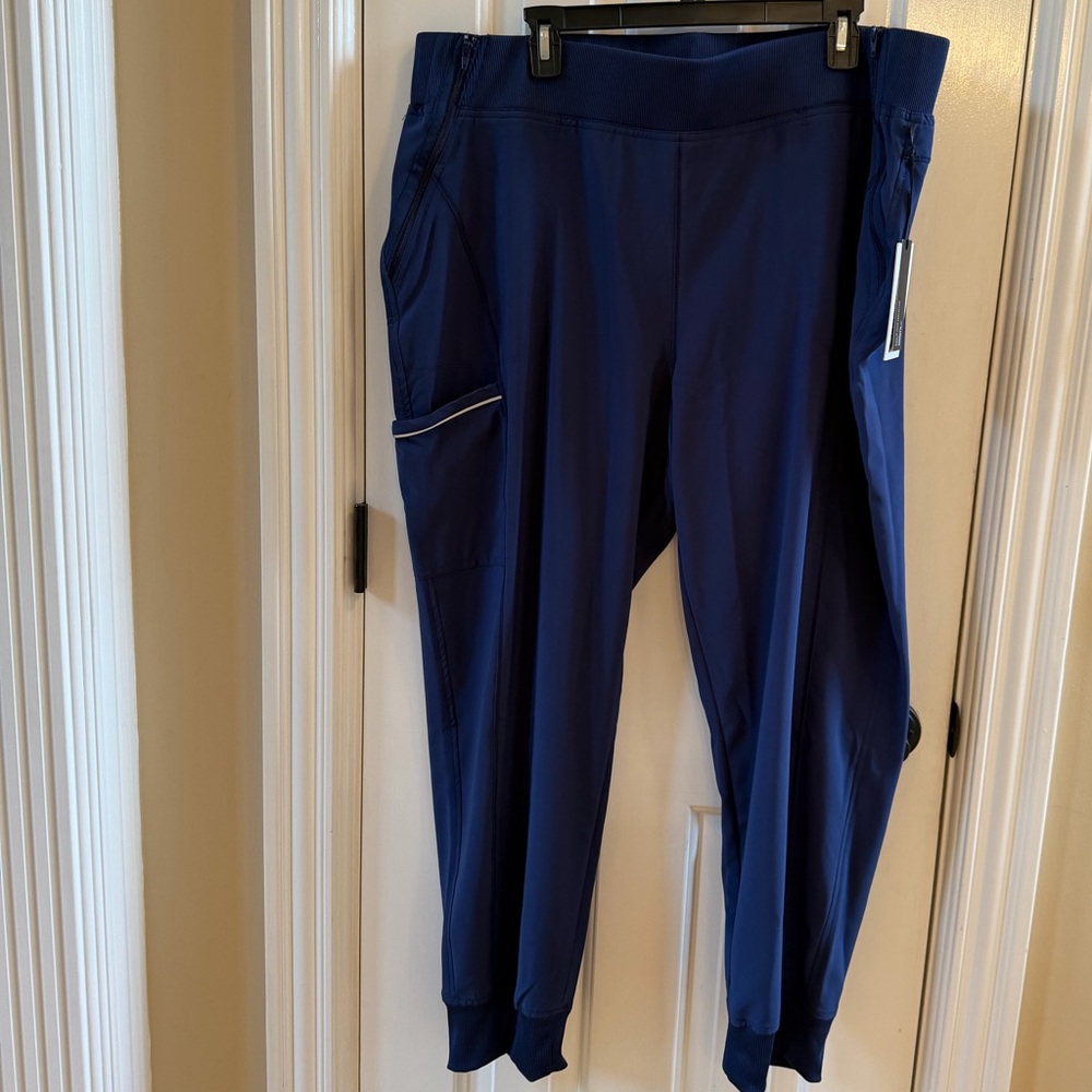New with tags.  Navy Blue Scrub Pants/Joggers, Size XXL